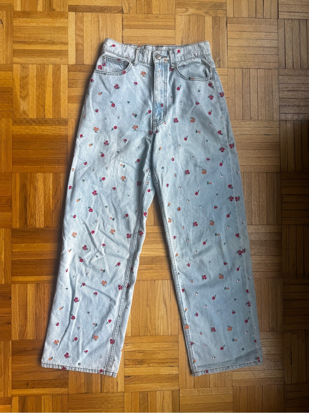 Urban Outfitters BDG Light Wash Embroidered Floral Jeans